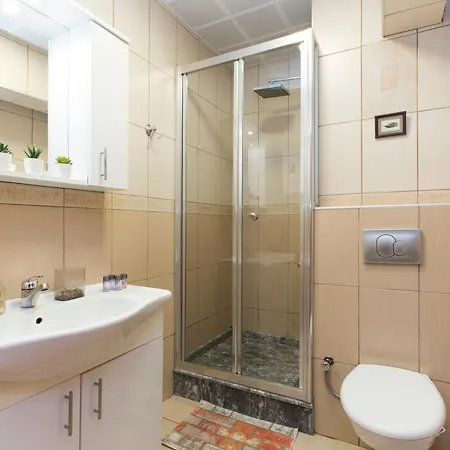 اسطنبول® استقلال شقة فندقية اسطنبول